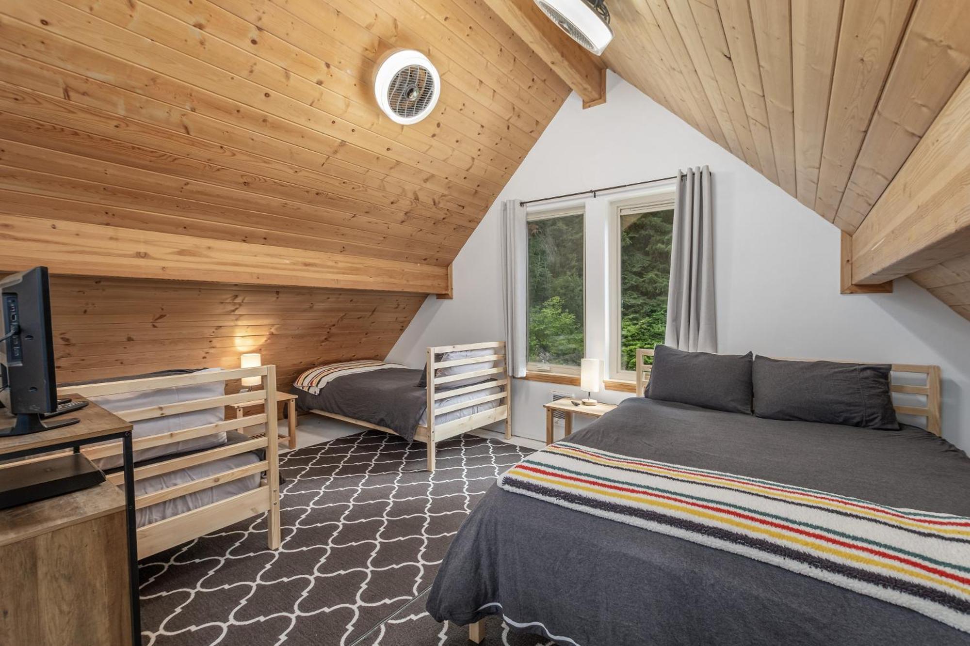 Raven Haven Lodge By Nw Comfy Cabins Leavenworth Ngoại thất bức ảnh
